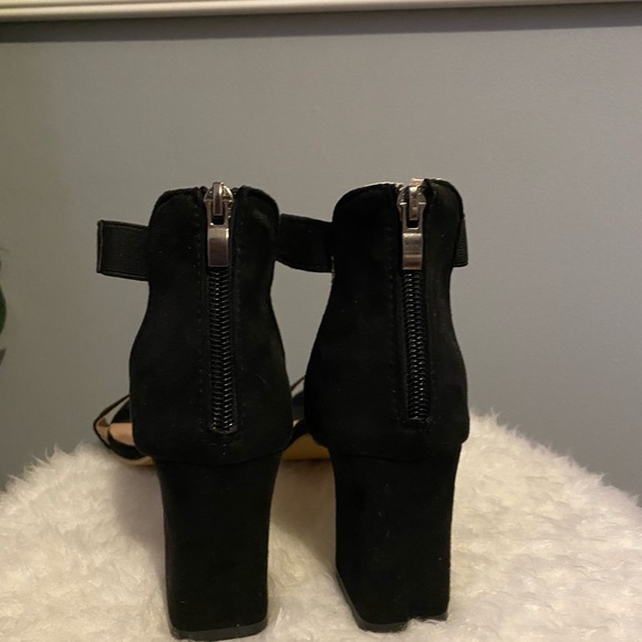 Too big ! - Picture 3 of 4